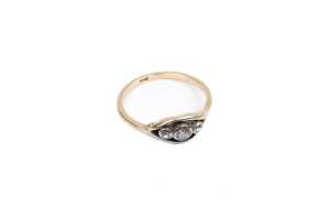 An antique diamond ring in 18 carat yellow gold - 2