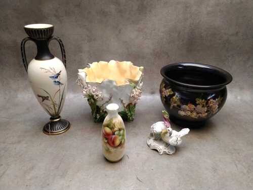 Ceramic decorative pieces, A/F