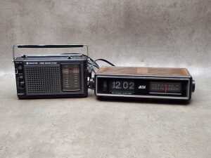 Radios and cassette players - 3