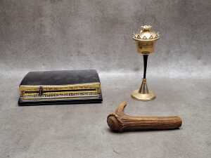 Desk items - 3
