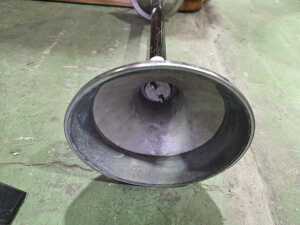 Art Deco smoker's stand with chrome base and bowl on painted metal stand - 4