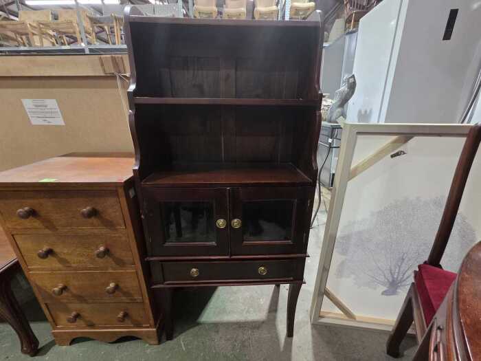 Timber kitchen cabinet