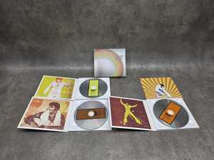 16 Elvis Presley CDs, including That's The Way It Is - 6