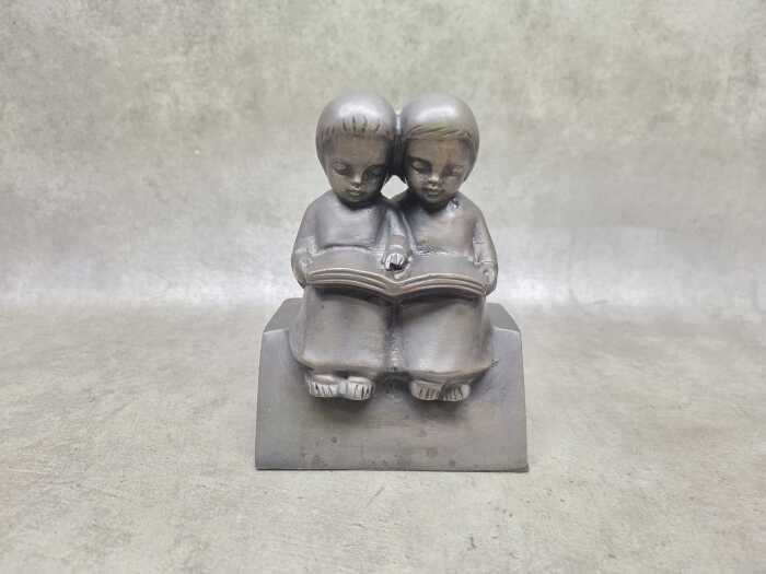 Leopoldine Mimovich (1920-2019) bronze sculpture of children reading