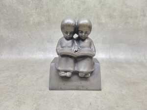 Leopoldine Mimovich (1920-2019) bronze sculpture of children reading