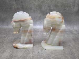 Pair of onyx horse head book ends - 2