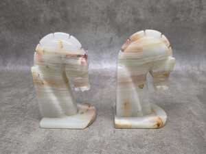 Pair of onyx horse head book ends - 3
