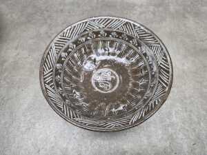 Two Chinese ceramic dishes - 2