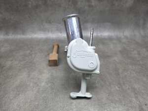 Mid-century Sunbeam Mixmaster stand mixer - 5