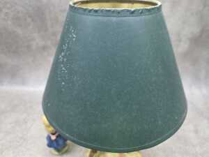 Beswick Alice in Wonderland ceramic table lamp with figure - 4