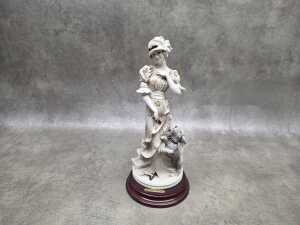 Guiseppe Armani Florence 'Dear Friends' figure