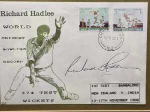 Richard Hadlee World Cricket Bowling Record signed memorabilia - 2