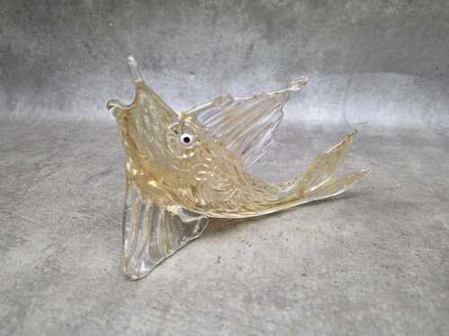 Murano art glass fish figure with aventurine inclusions