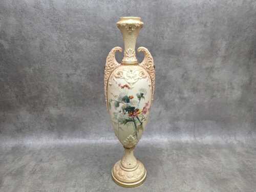 Royal Worcester porcelain twin handled vase, 1901, A/F