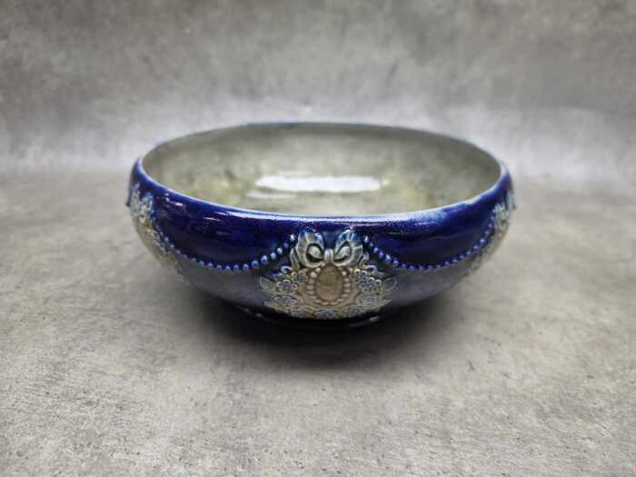 Royal Doulton Lambeth stoneware bowl