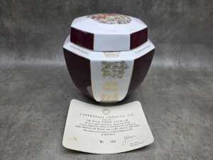 Three English Royal family commemorative porcelain pieces - 5