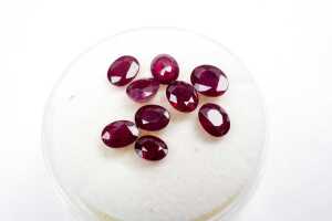 Nine oval natural rubies - 2