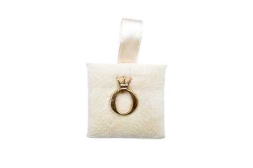 A Pandora diamond staff pin in 9 carat yellow gold