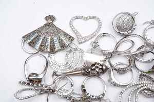 Large collection of scrap silver jewellery - 5