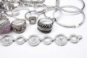 Large collection of scrap silver jewellery - 5
