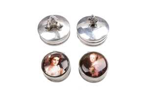 Four pill boxes in sterling silver.