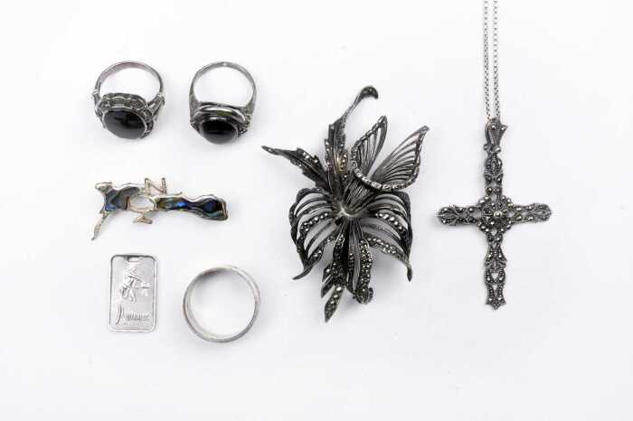 Collection of jewellery in sterling silver