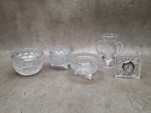 Crystal and glassware, including a Waterford dressing table clock - 2