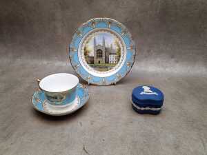 Wedgwood porcelain including a Kutani Crane vase - 2