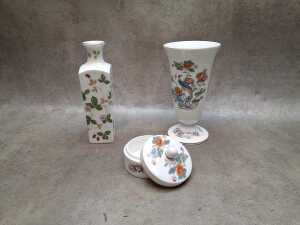 Wedgwood porcelain including a Kutani Crane vase - 3
