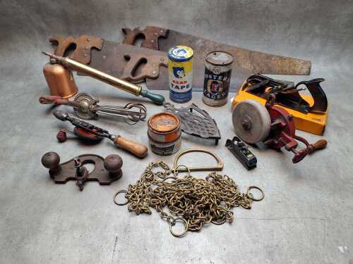 Assorted tools and homewares