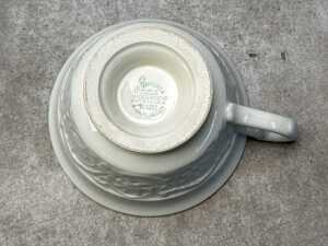 Assorted Wedgwood Patrician dinner and serving ware - 5
