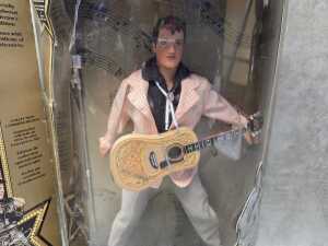 Three Hasbro Elvis figures - 4