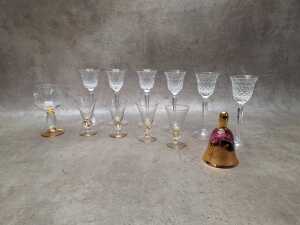 Mid-century glassware and decorative items - 4