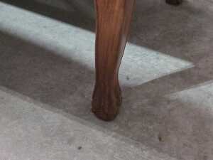 Oriental-style timber coffee table - 3