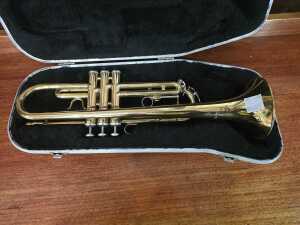 Freedom brass student trumpet - 2