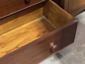 Mahogany chest of six drawers - 2