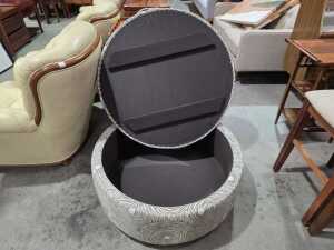 Beige swirl pattern round ottoman - 3