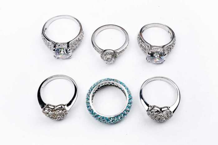 Six cubic zirconia ring in sterling silver