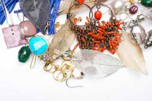 Collection of earrings - 2