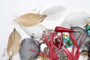 Collection of earrings - 4