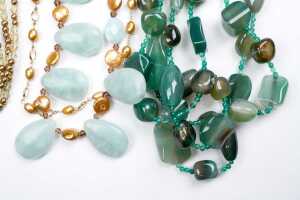 Four gemstone and glass necklaces - 2