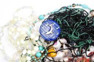 Collection of necklaces - 4