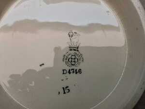 Eight Royal Doulton tankards including Night Watchman, Battle of Hastings, Three Musketeers, etc. - 5
