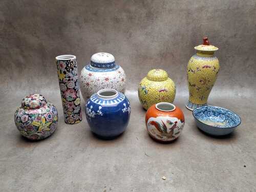 Oriental porcelain, mainly Chinese