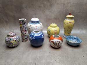 Oriental porcelain, mainly Chinese