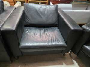 Three-piece black leather lounge suite - 4