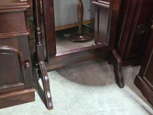 Mahogany reproduction cheval mirror - 3