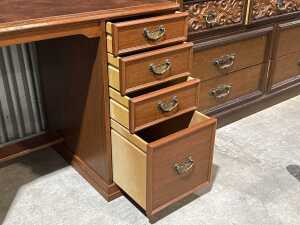 Mahogany roll top desk - 3