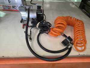 Assorted power tools and accessories - 7
