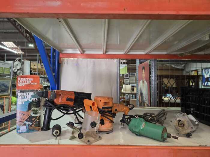 Assorted power tools